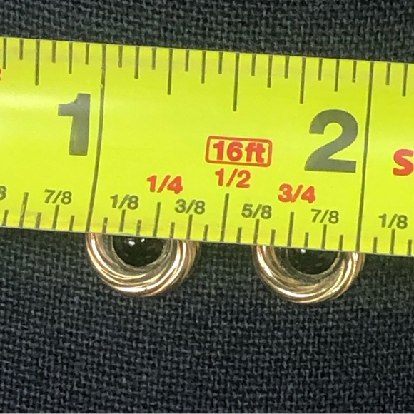 14k Gold Swirl Button and Onyx Cabochon Stud Vintage Earrings - Picture 5 of 10